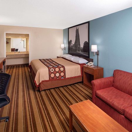 Мотель Super 8 By Wyndham Burlington Nc Экстерьер фото